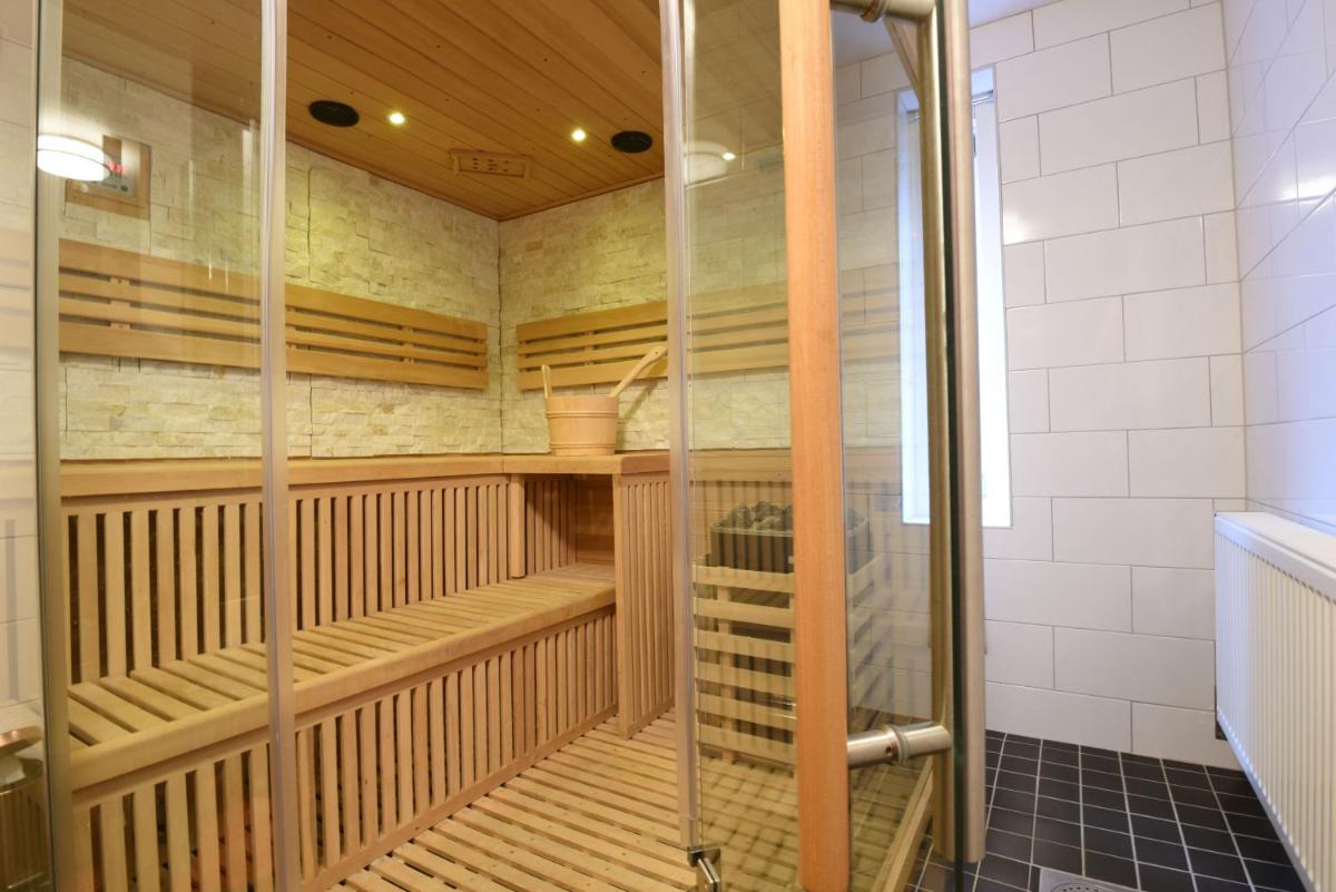 Large and well-equipped villa in Knivsta - Housity