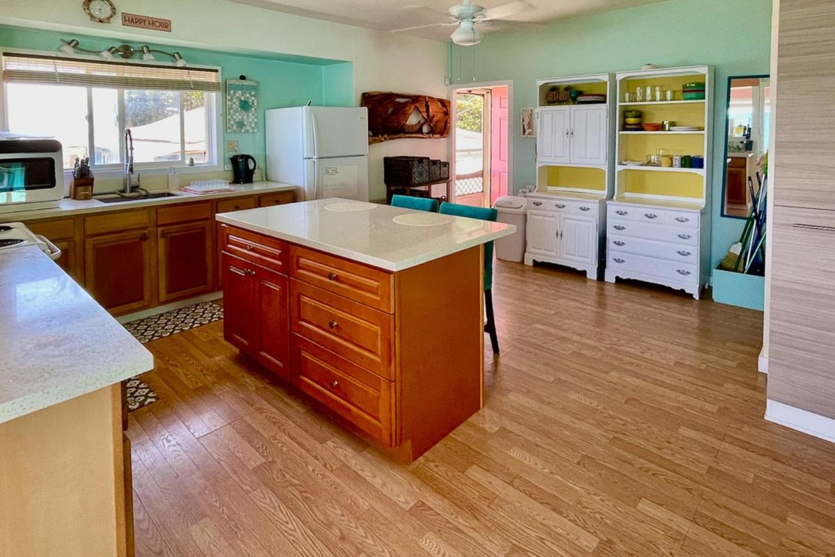 Sea Turtle Cottage - Housity