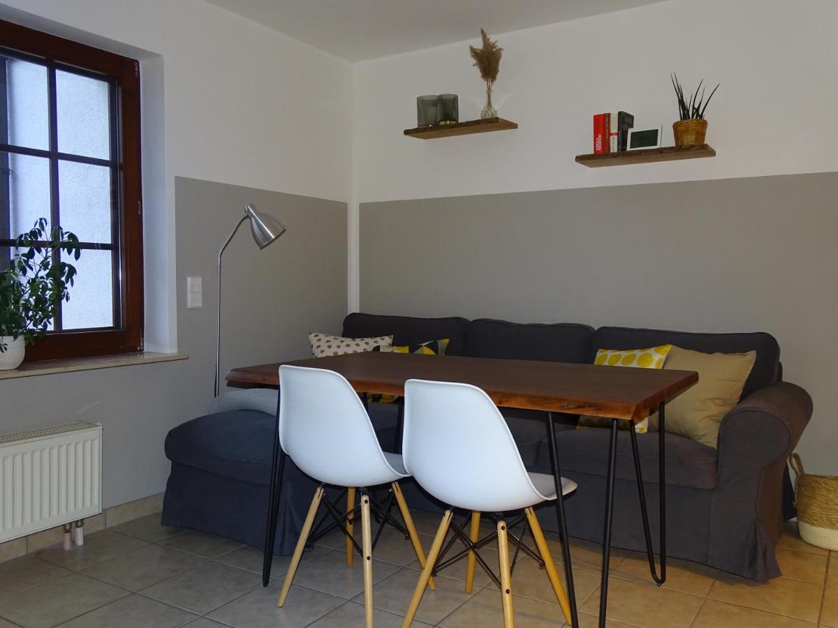 Ferienwohnung Haus Weinbergsblick - Housity