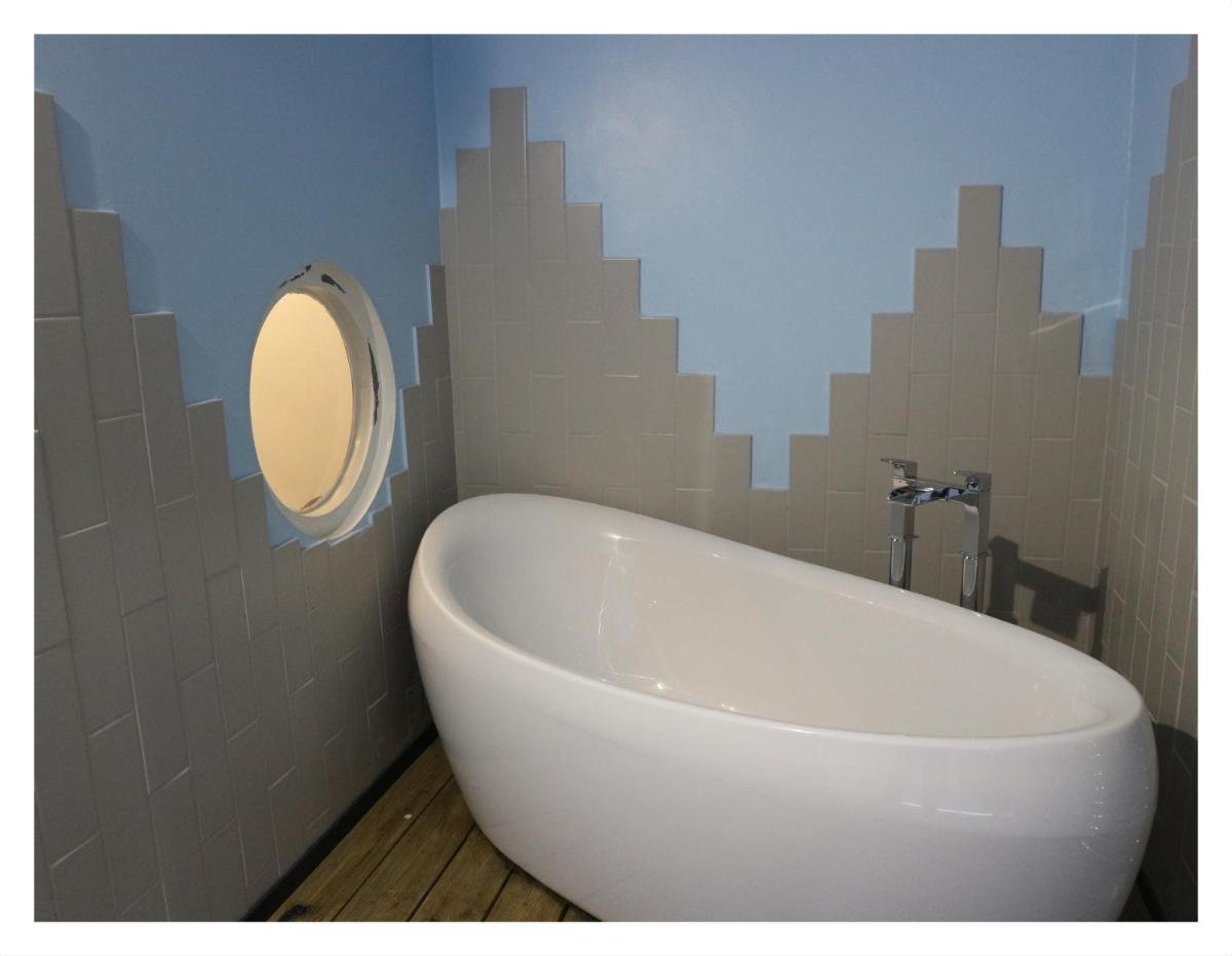 Dog in a Doublet - Housity