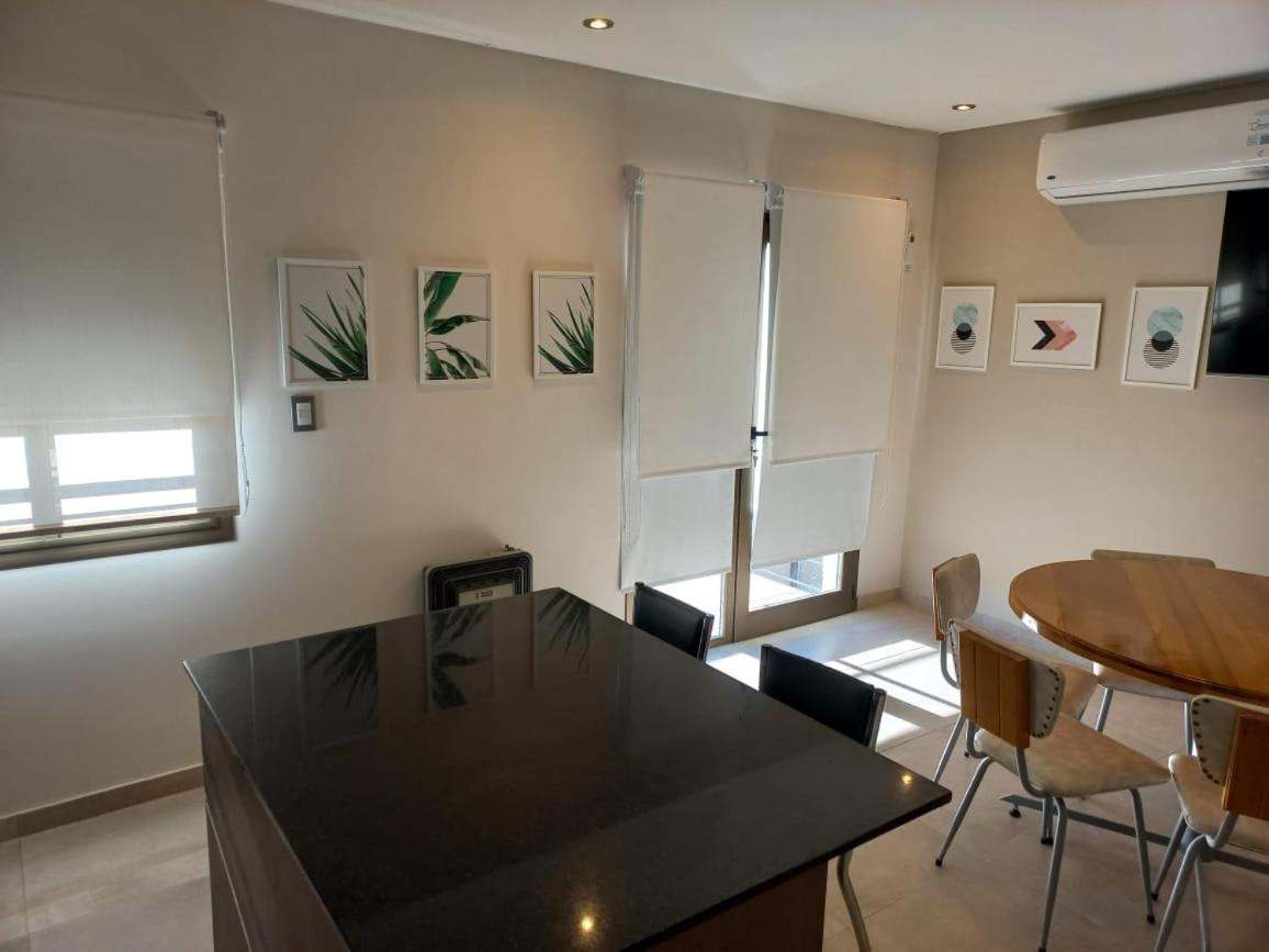 DEPARTAMENTOS MORENO - Housity