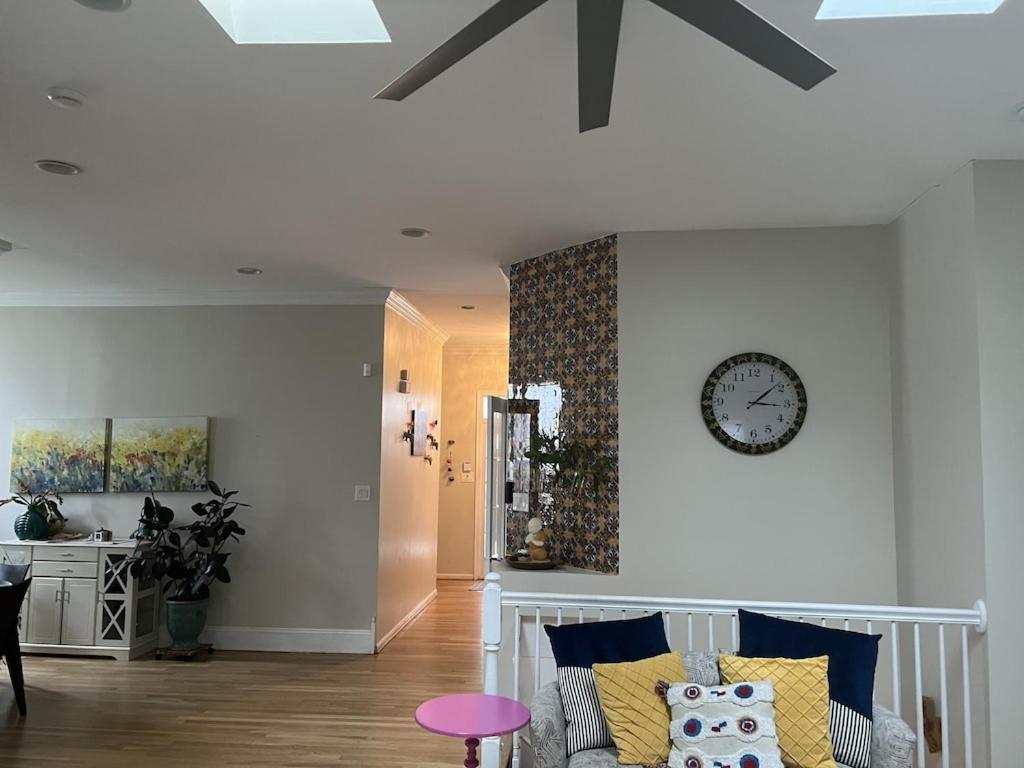 Cherry Hill House - Housity