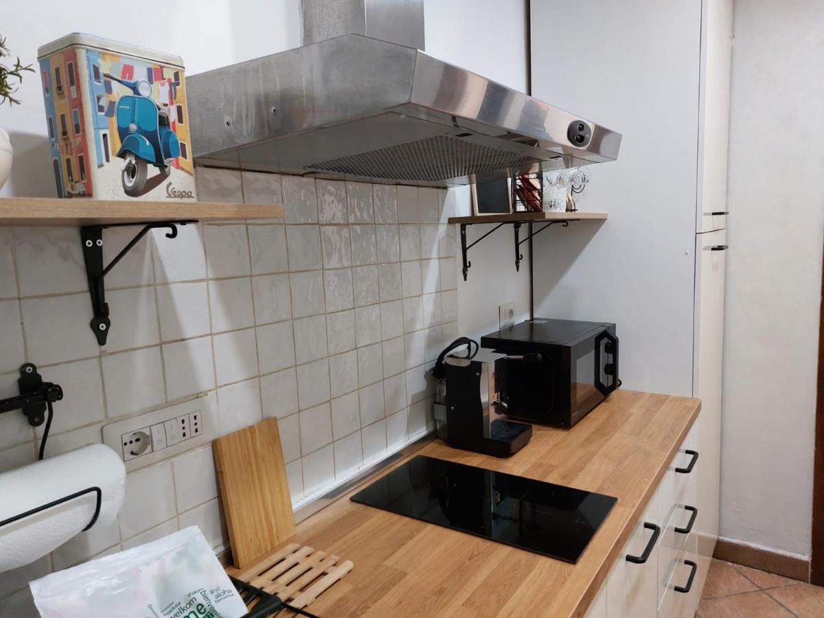 CASA NINETTA - spaccanapoli - Il tipico pianterreno della Napoli antica! - Housity