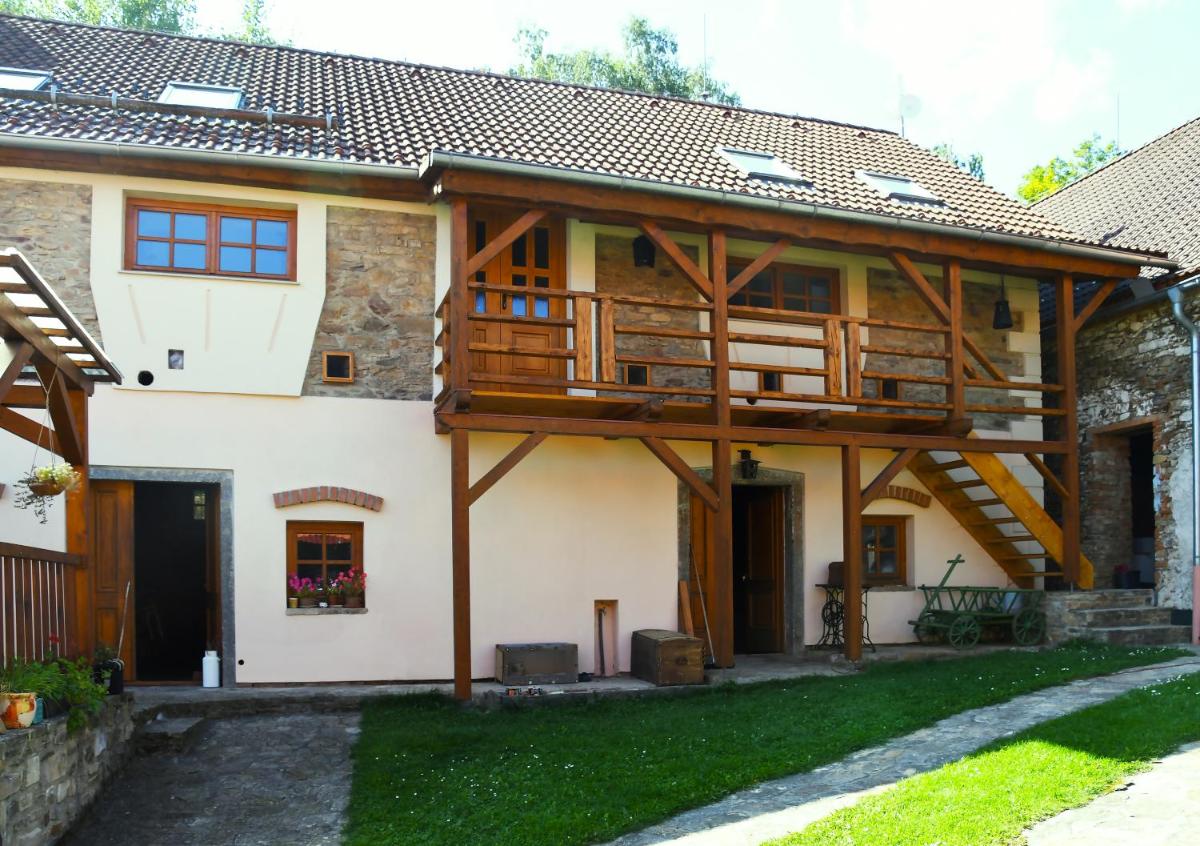 Apartmány Kamenka - Housity