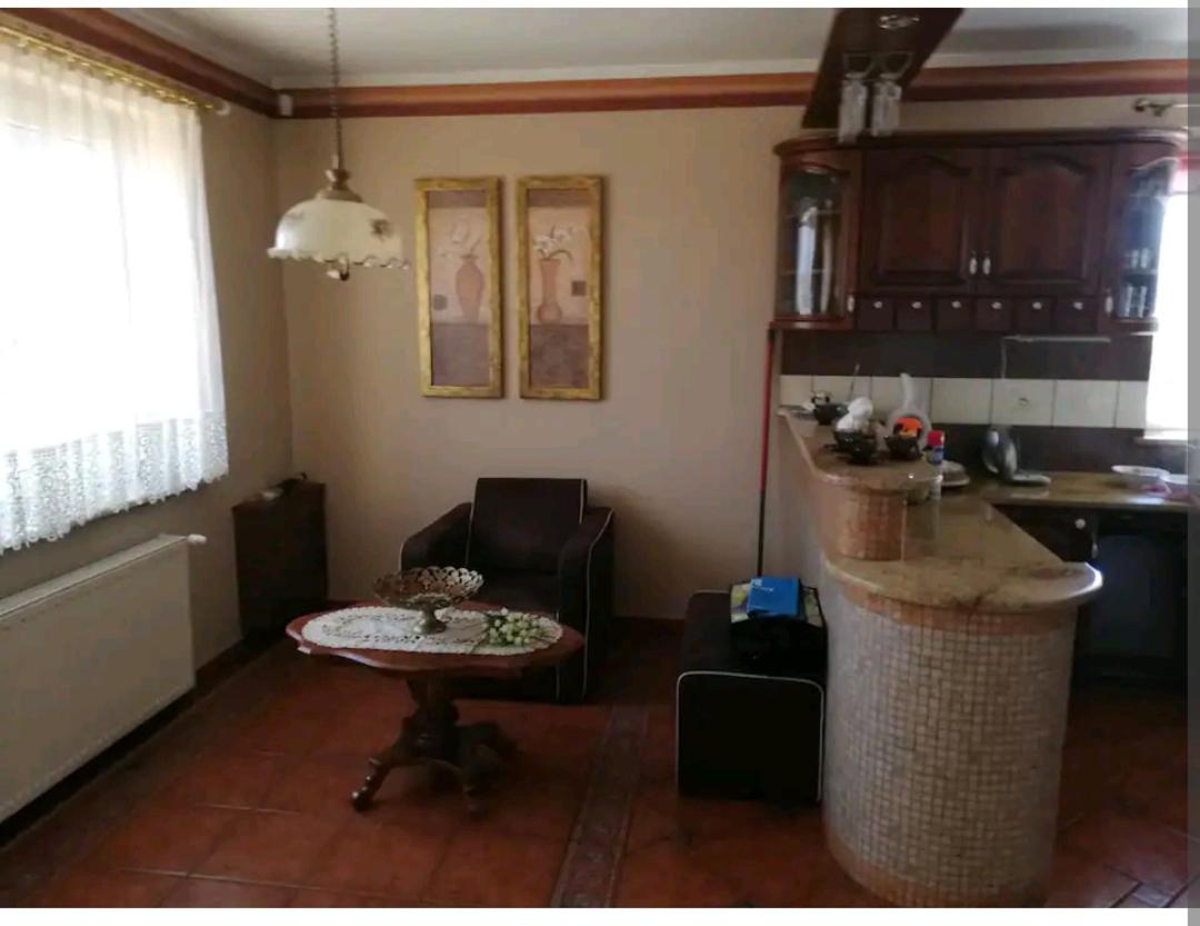 Apartament w domu z kominkiem i ogrodem - Housity