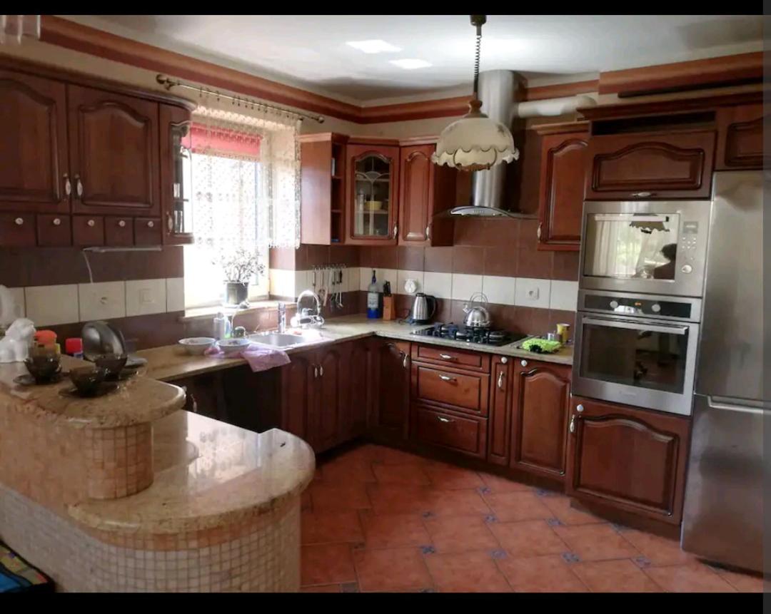Apartament w domu z kominkiem i ogrodem - Housity
