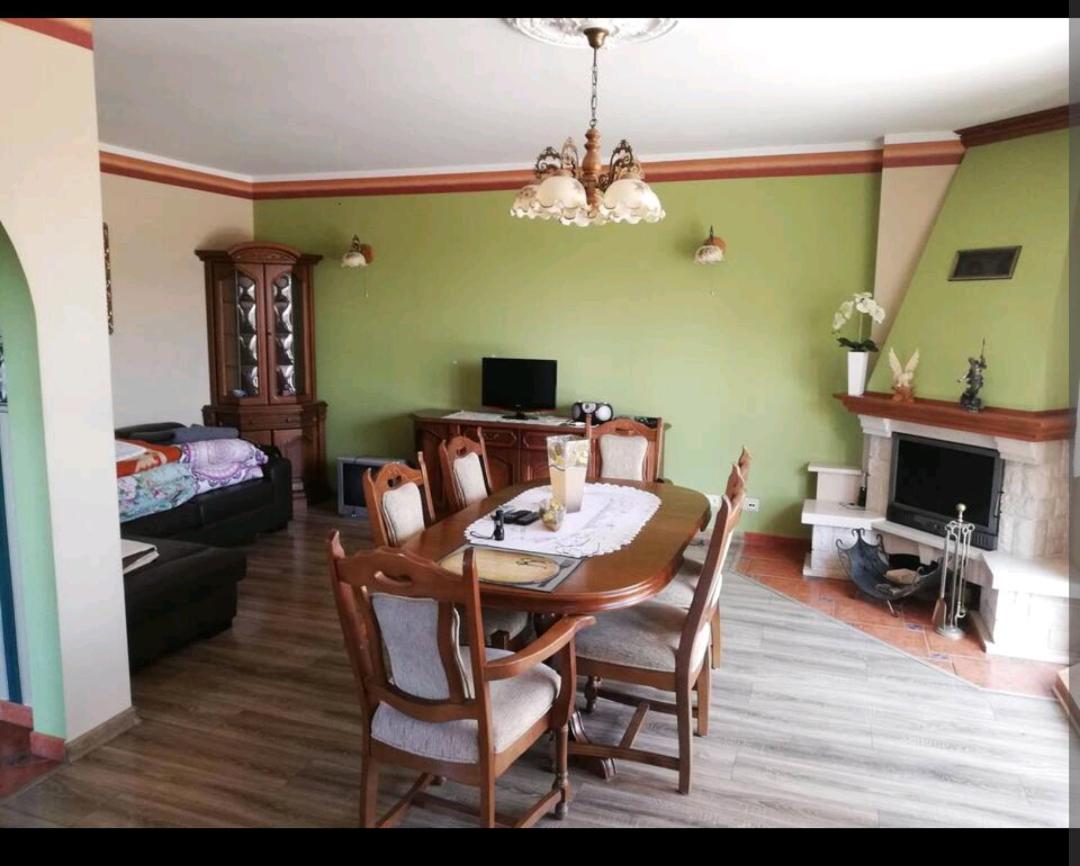 Apartament w domu z kominkiem i ogrodem - Housity