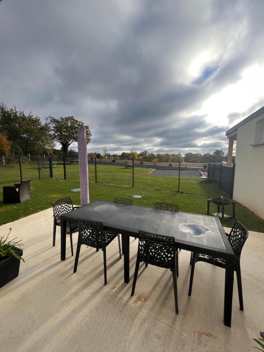 Belle Villa 6 pers 2h espace bien-être privatisé inclus 80 m2 de détente garantie - Housity