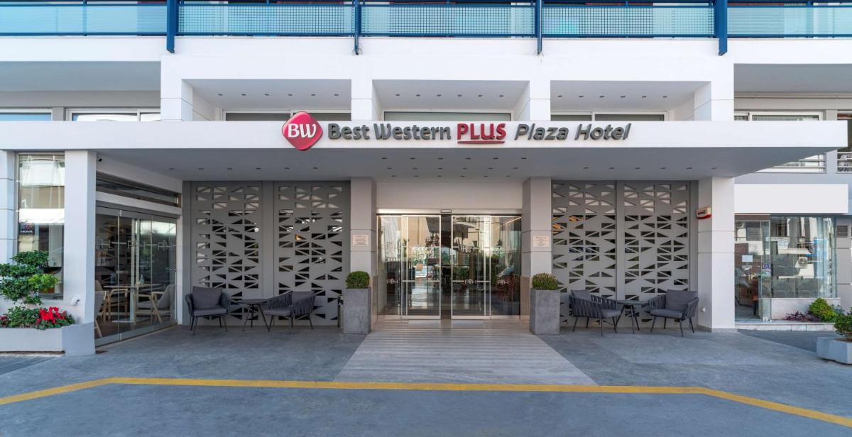 Best Western Plus Hotel Plaza - Housity