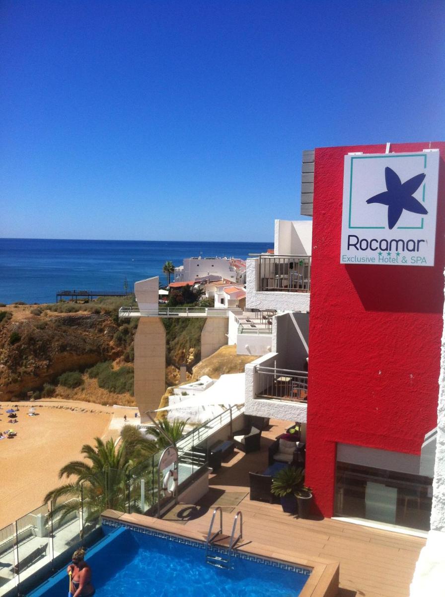 Uma vista do mar geral ou uma vista do mar a partir do hotel