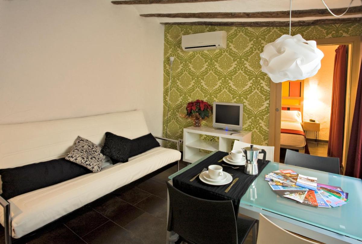 Apartaments Ciutat Vella - Housity