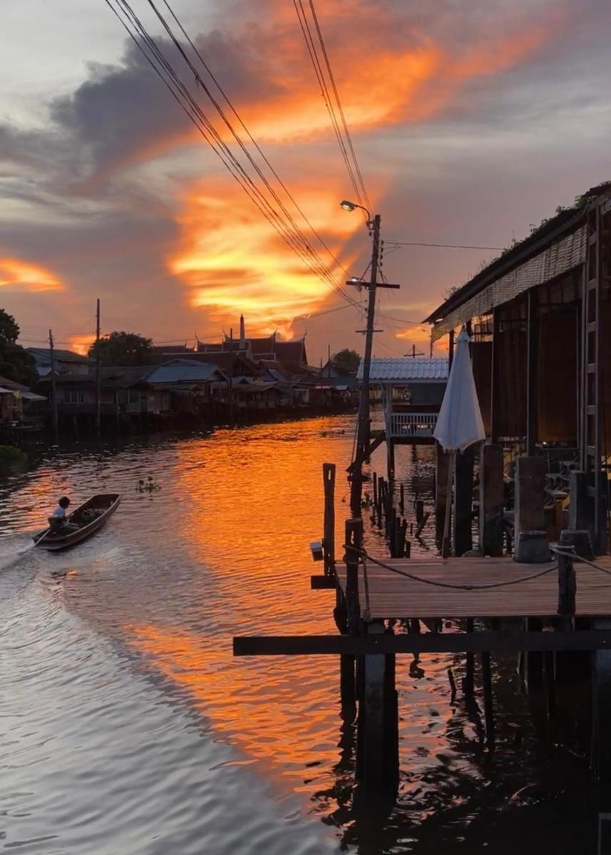 Humz Canal Stay - Housity