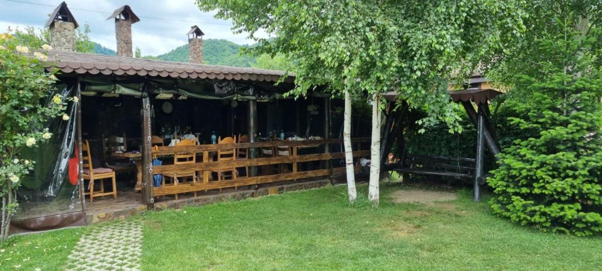 Conacul Caterinei Căsuța din Povesti - Housity