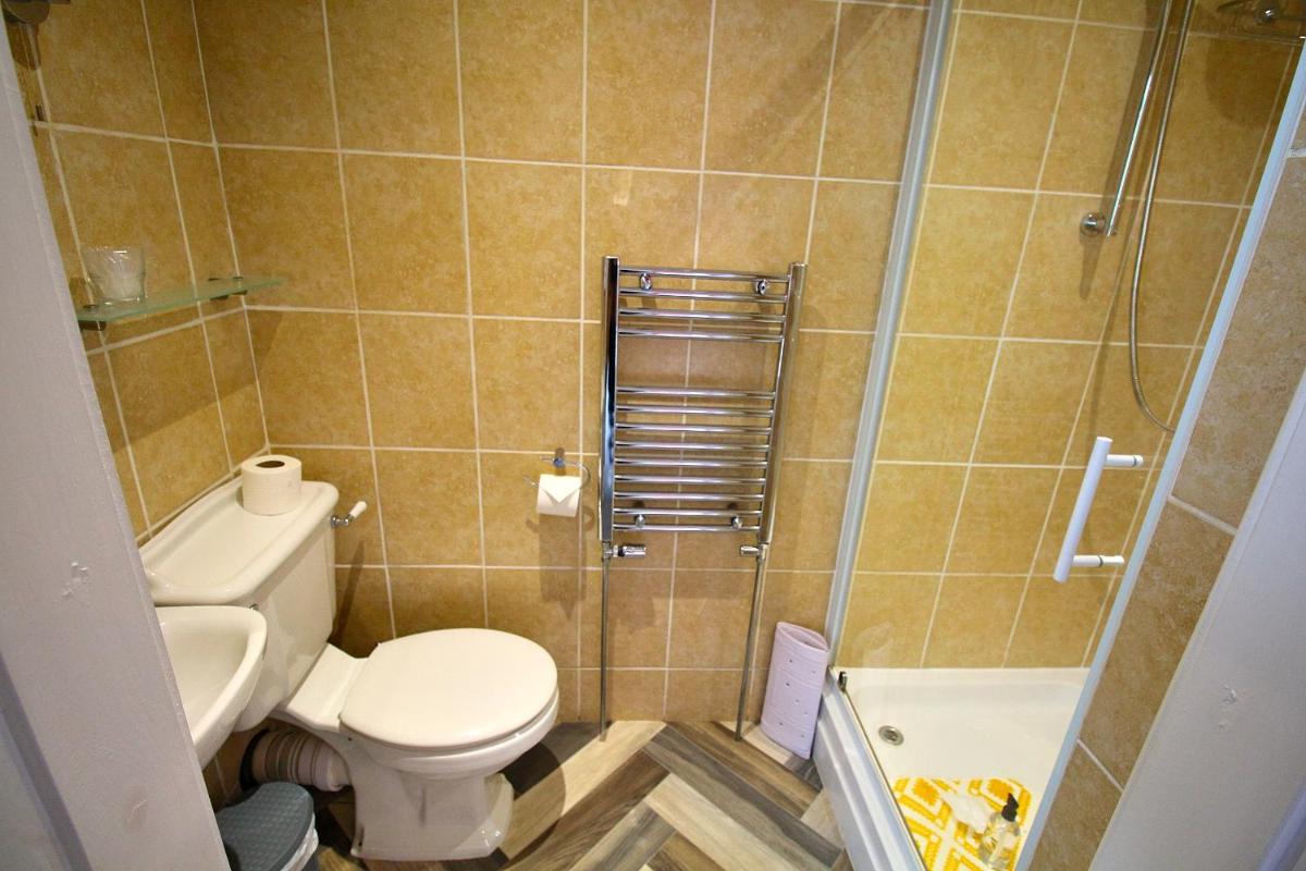 Hamilton Hotel - Housity
