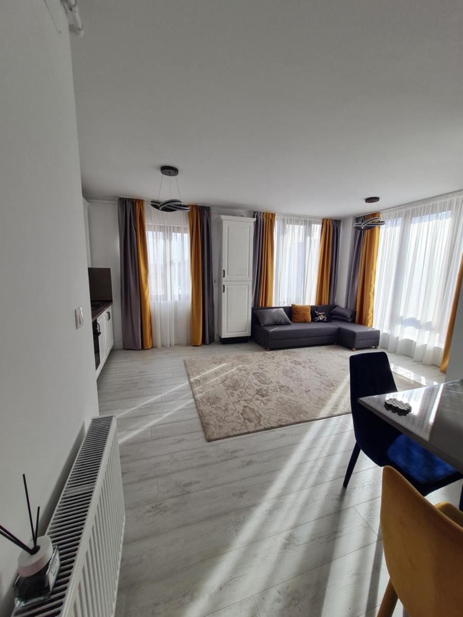 TORONTO DELUXE RESIDENCE - Housity
