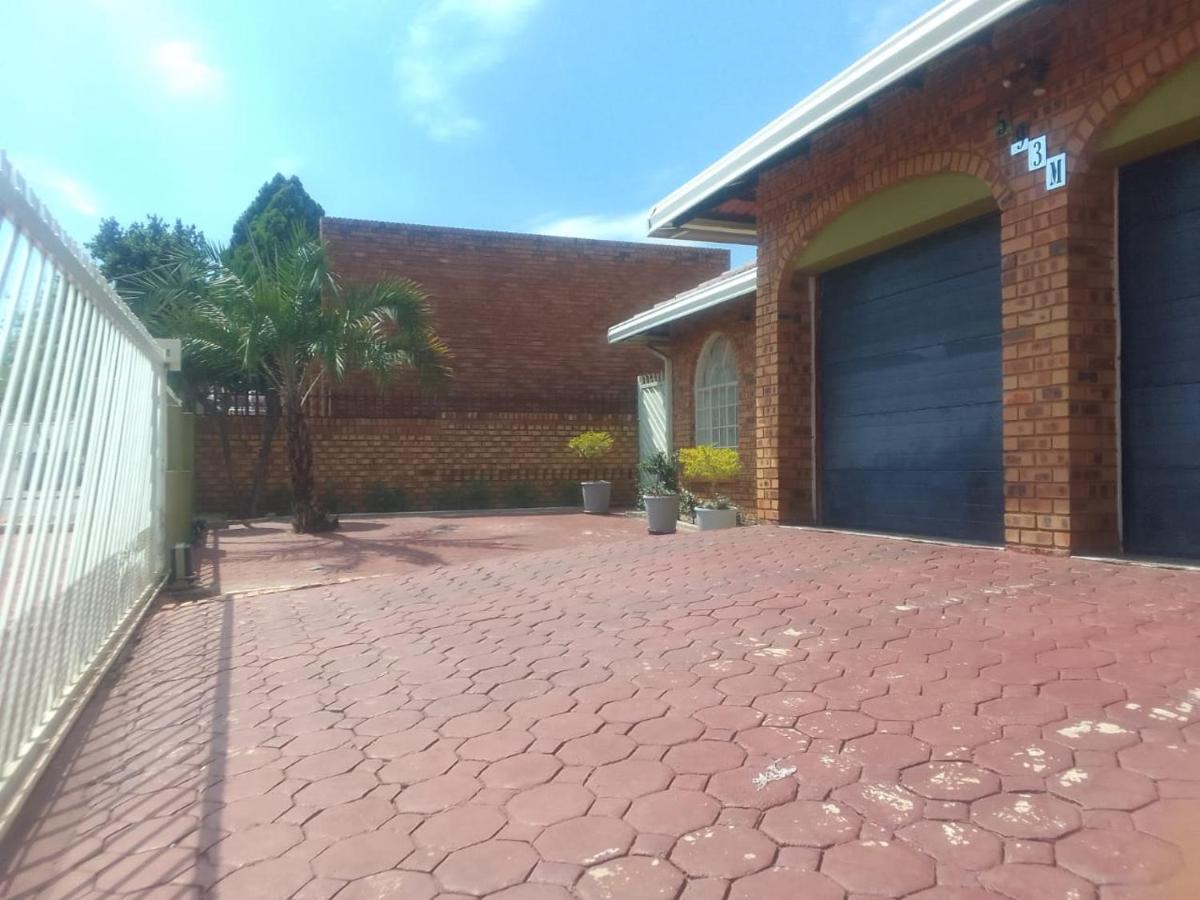 Bambati resident - Housity