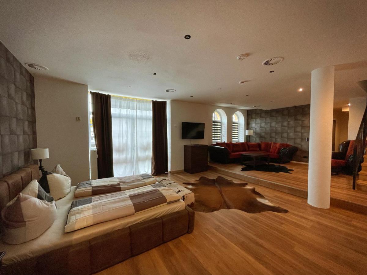 Talgarten Suite - Housity