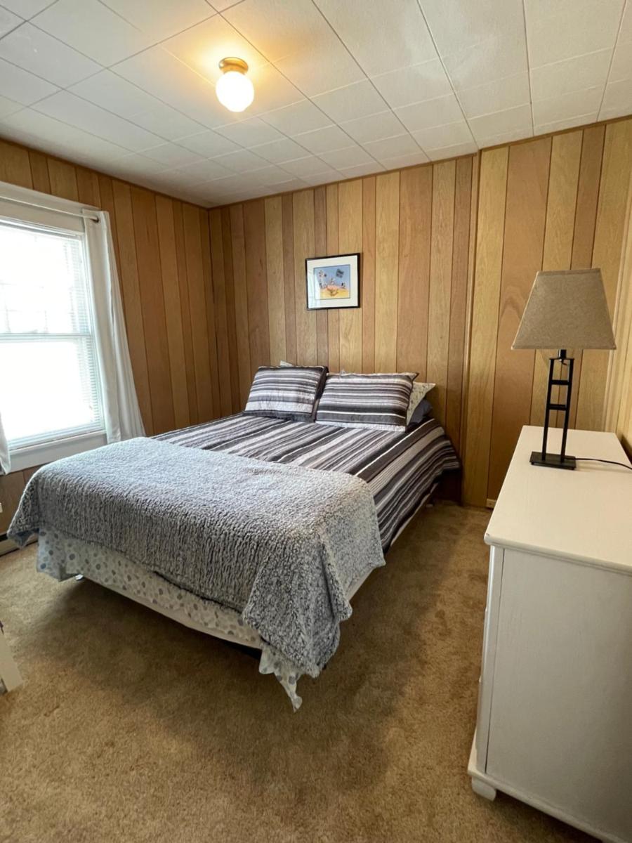 Next to Seaside Boardwalk! - Spacious 3 Bedroom - Housity