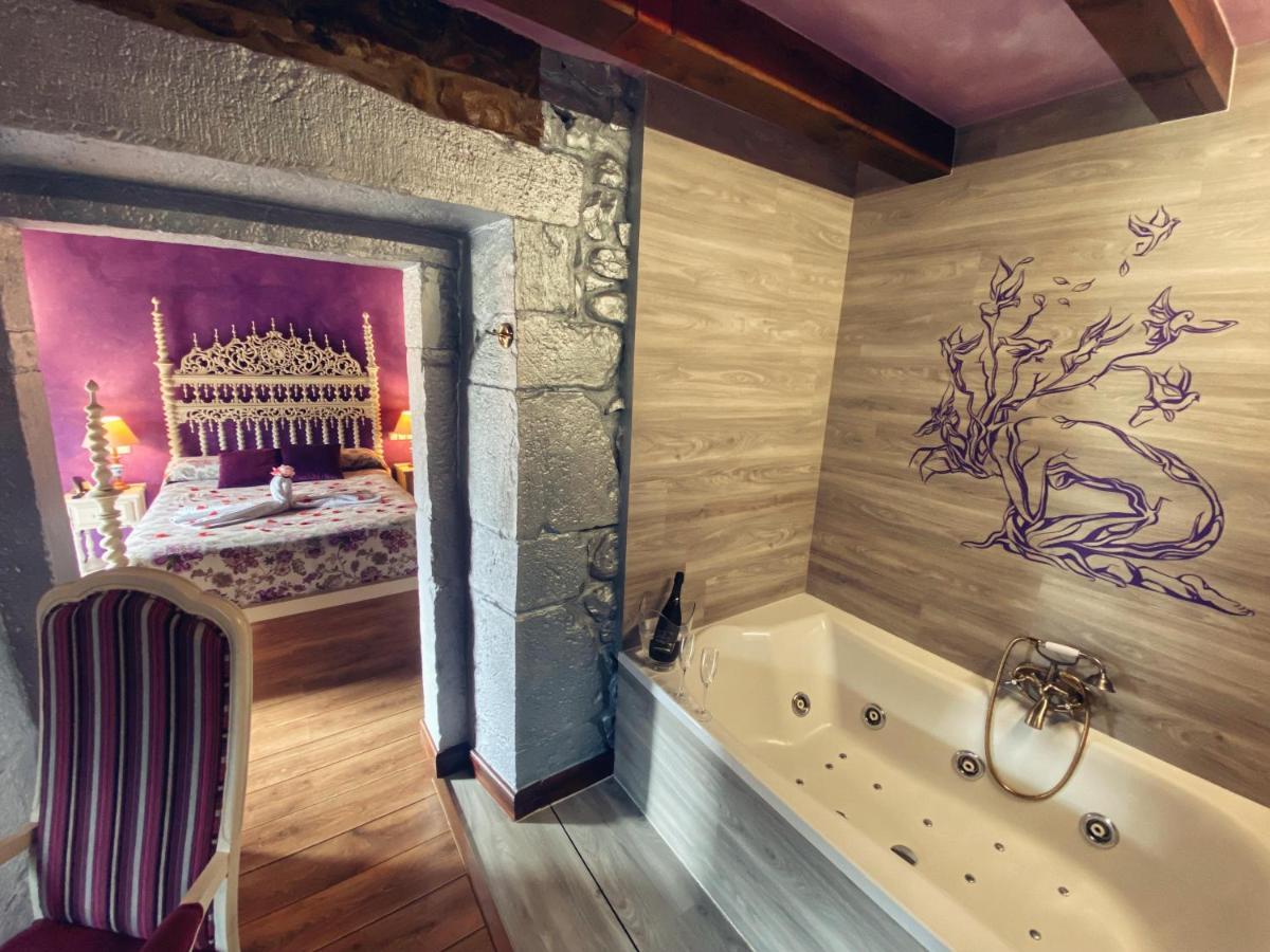 Un baño de Hotel Spa Casona La Hondonada