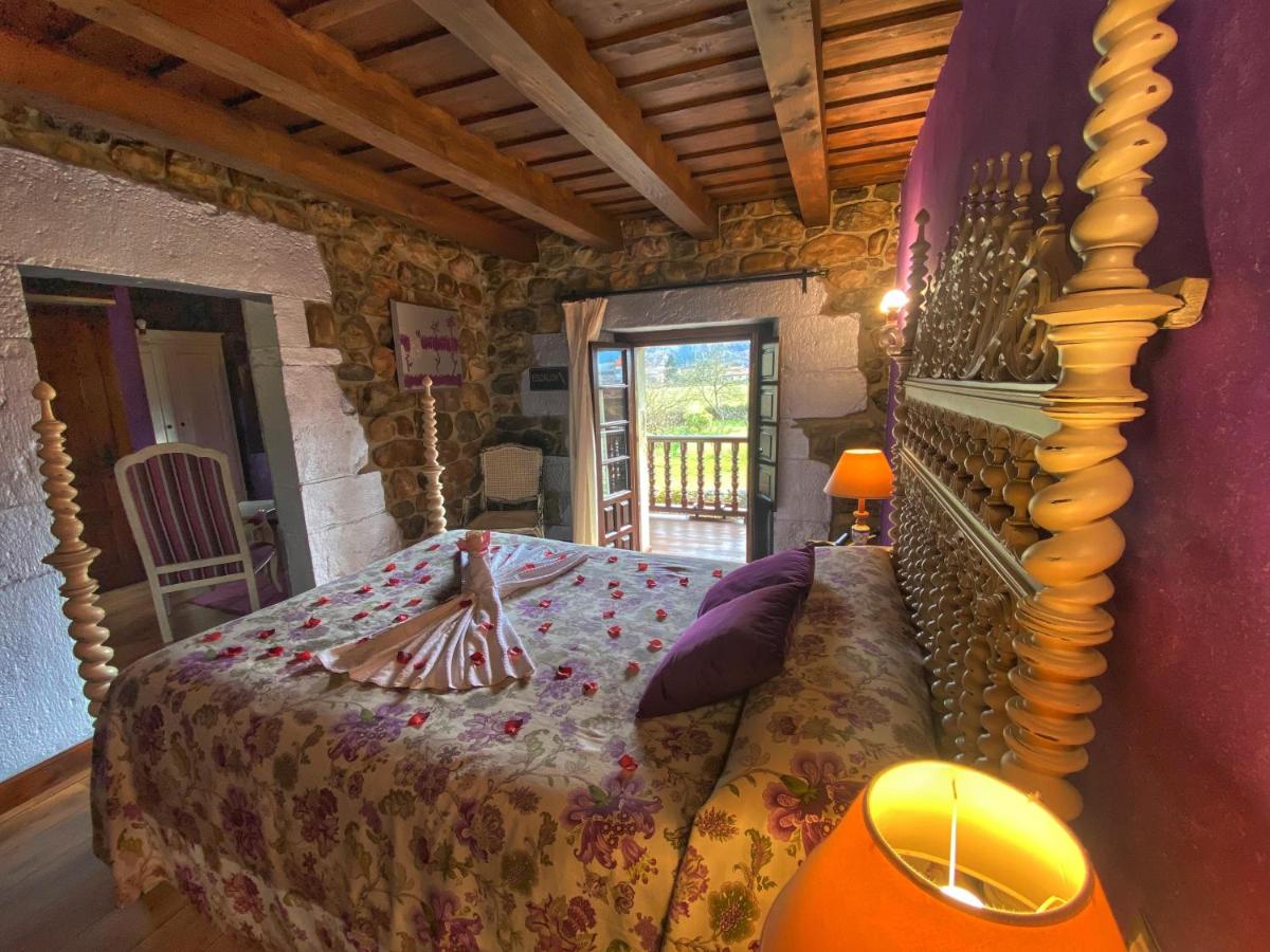 Cama o camas de una habitación en Hotel Spa Casona La Hondonada