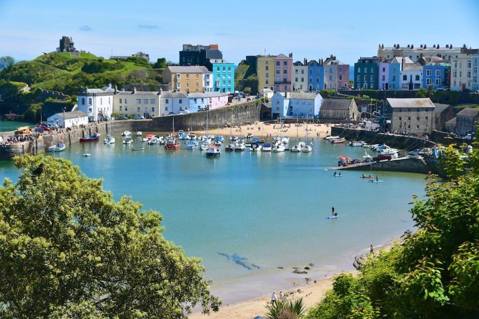 Tenby House - Housity