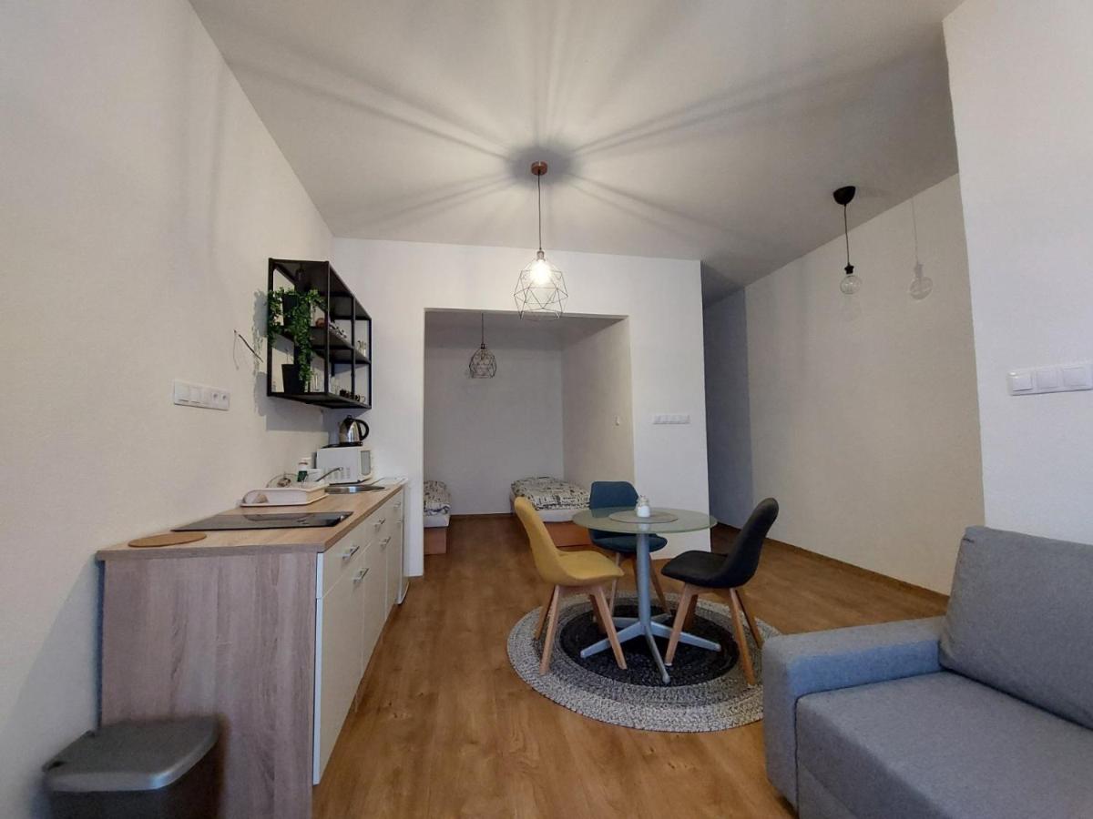 NATY II - Housity