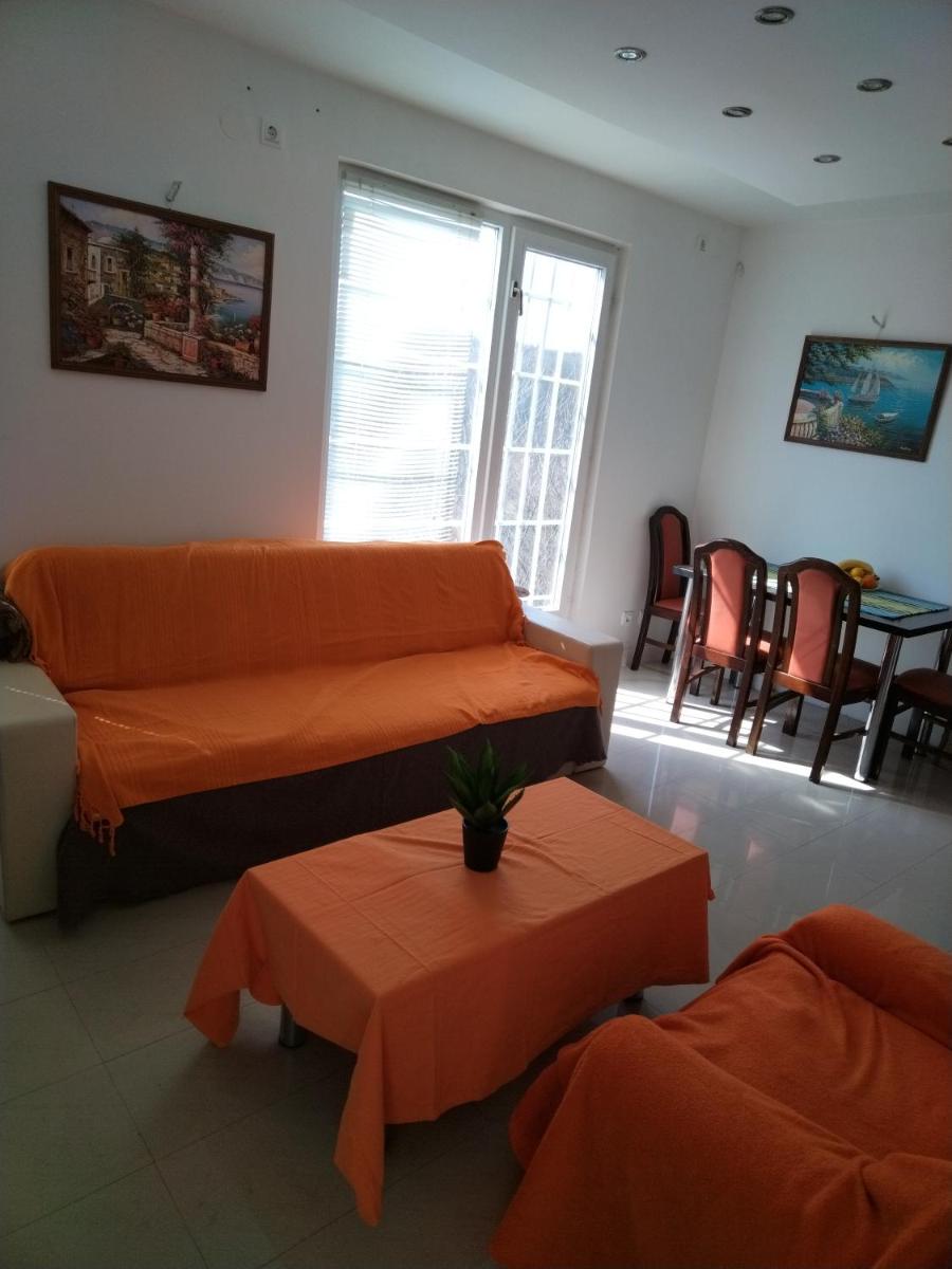 Ripanj - Housity