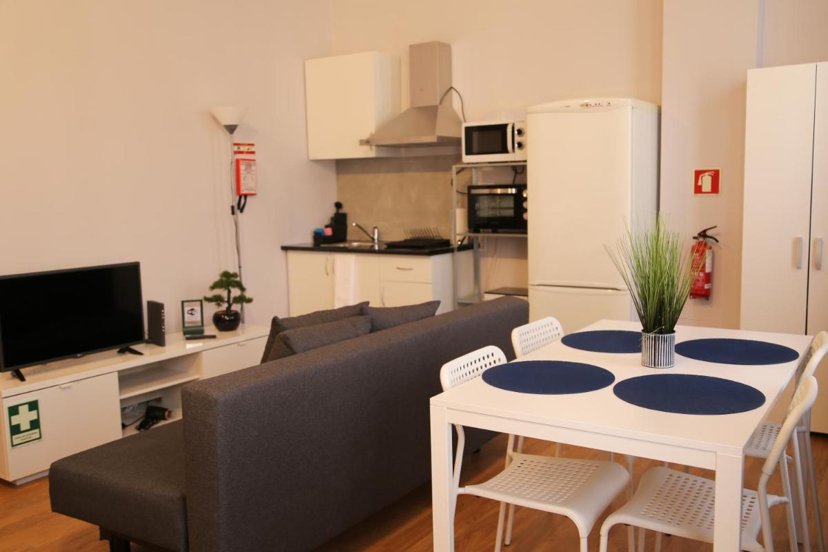 Bonsai Apartment II - Housity