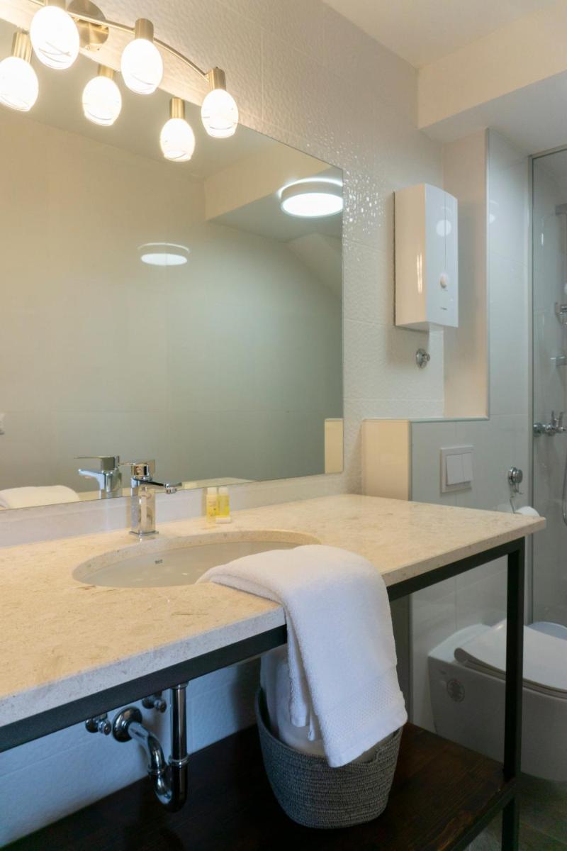 Herceg Vila - Housity