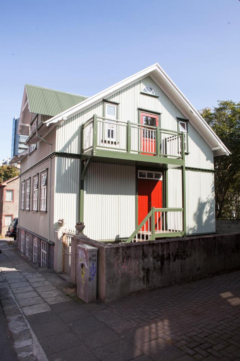 Suitetrails - Old Charm Reykjavik Apartments