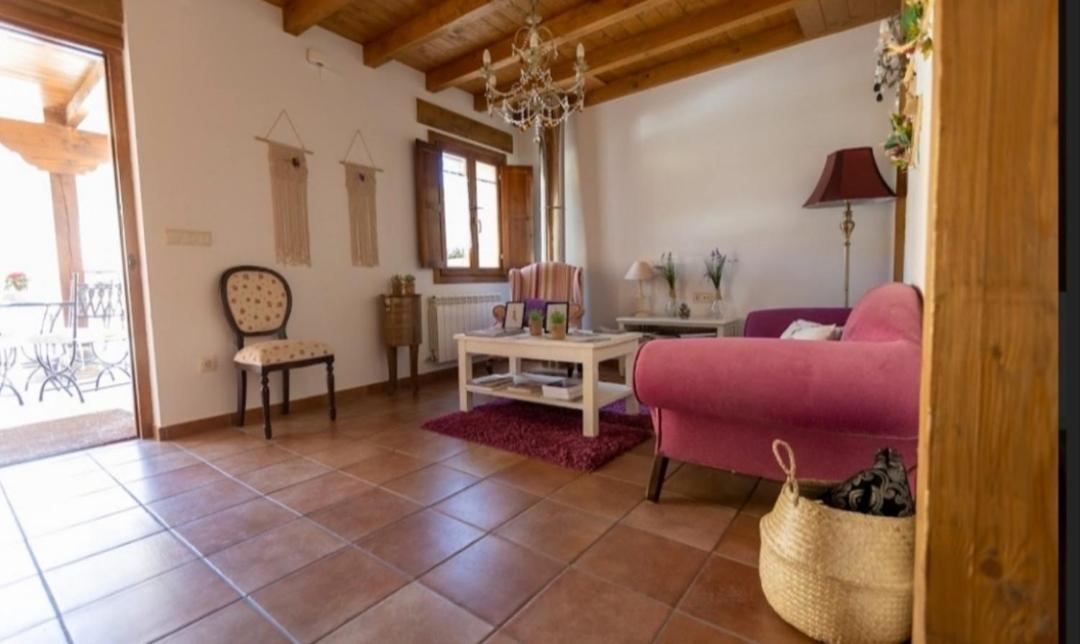 Hotel Rural en Las Cascadas de Tobera - Housity