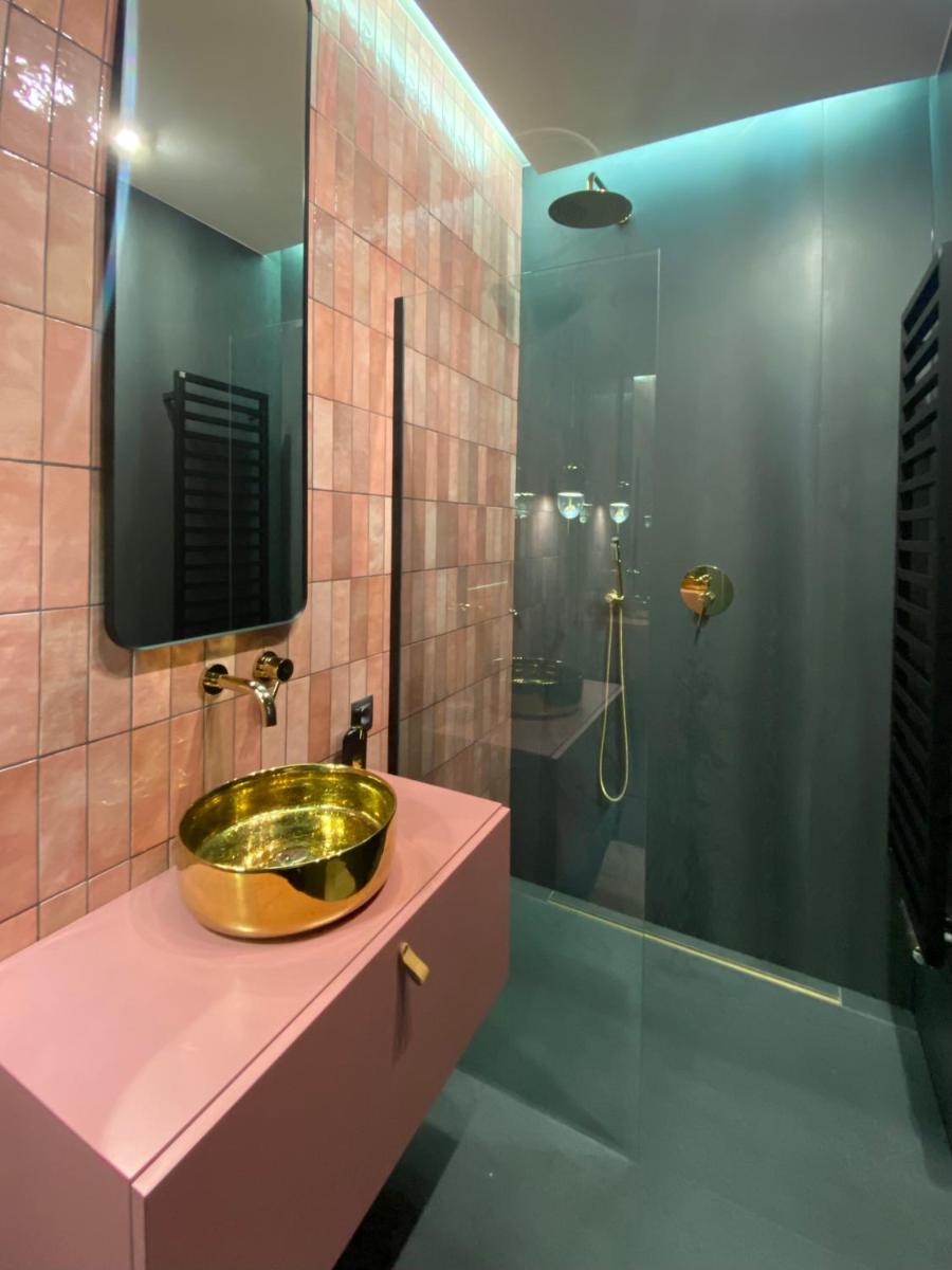 Klimatyczne M Apartament Poleska - Housity