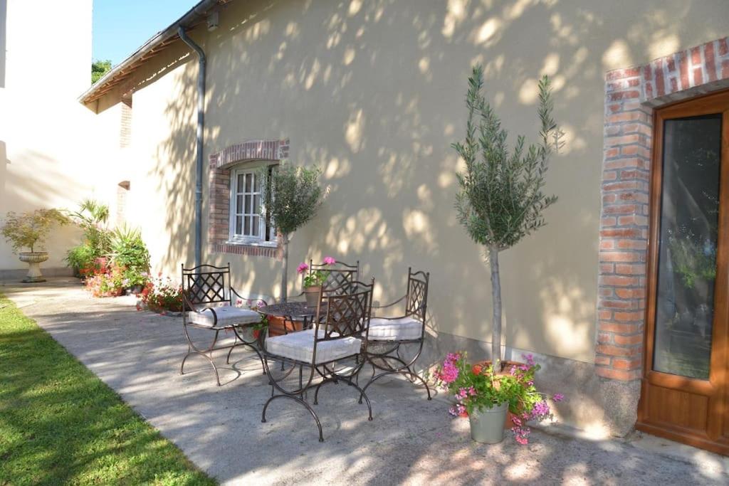 Gites Le Segur - Wisteria Cottage - Housity