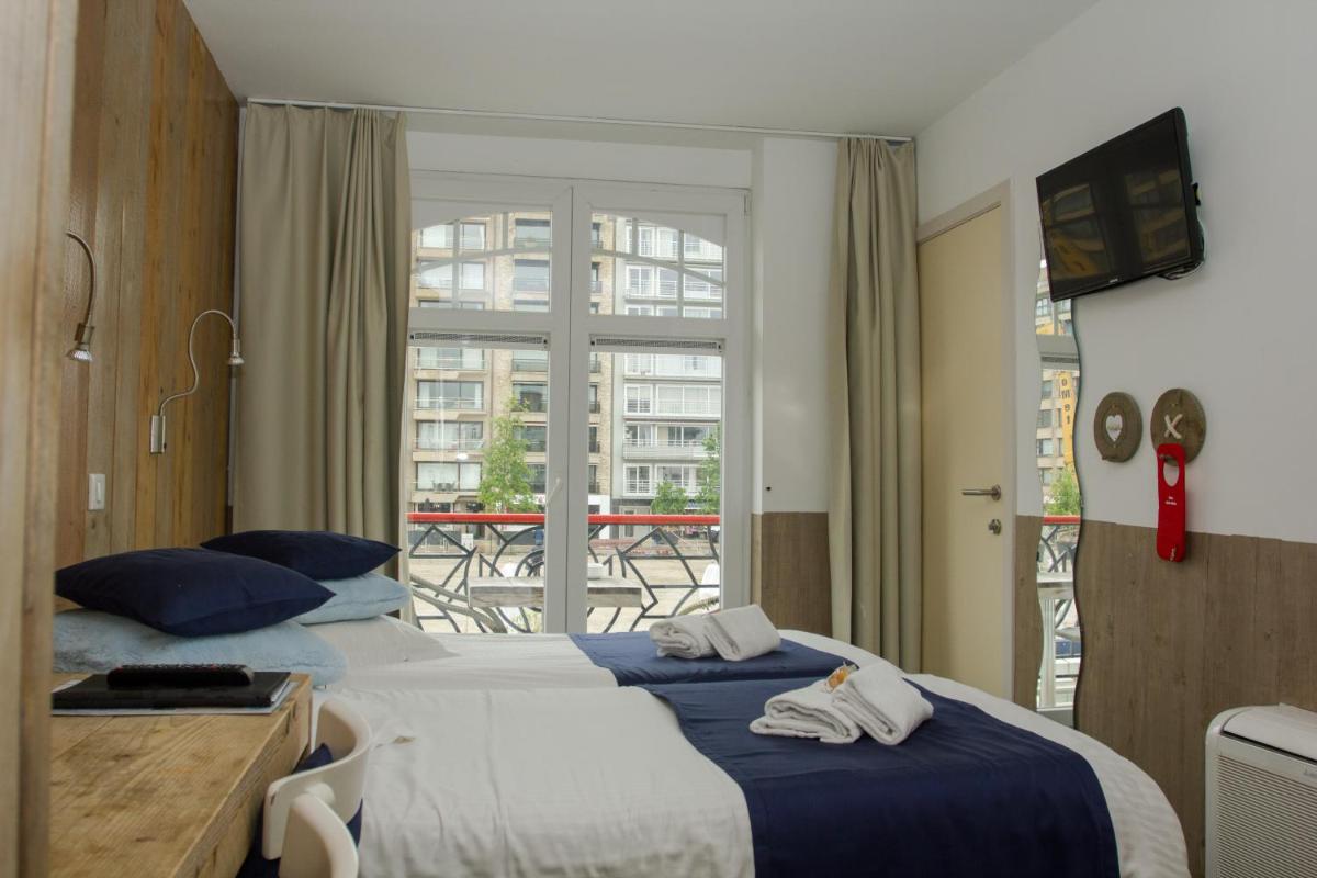 Hotel Aan Zee - Housity