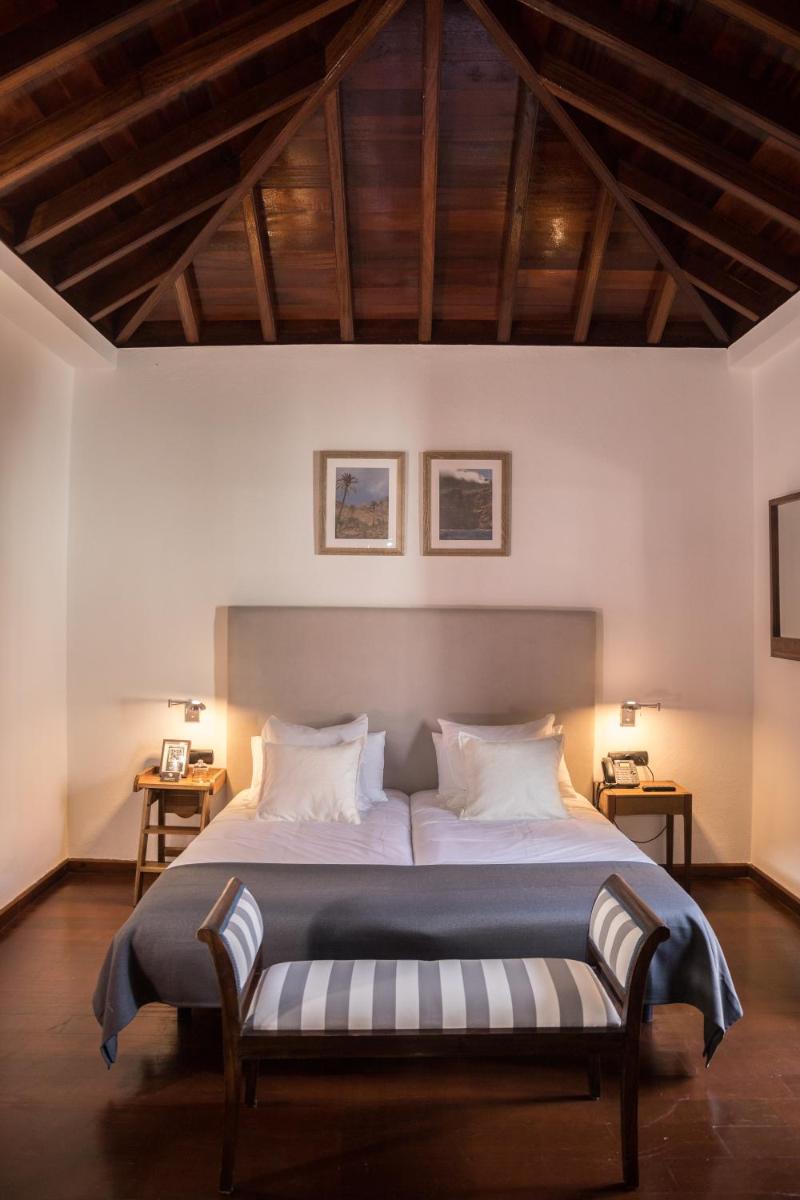 Hotel Escuela Rural Casa Los Herrera - Housity