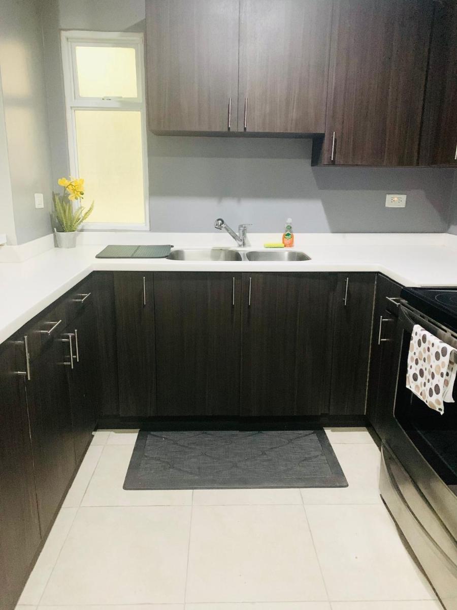 Suitetrails - Odyssey on the 5th - Exquisite Luxury Apt