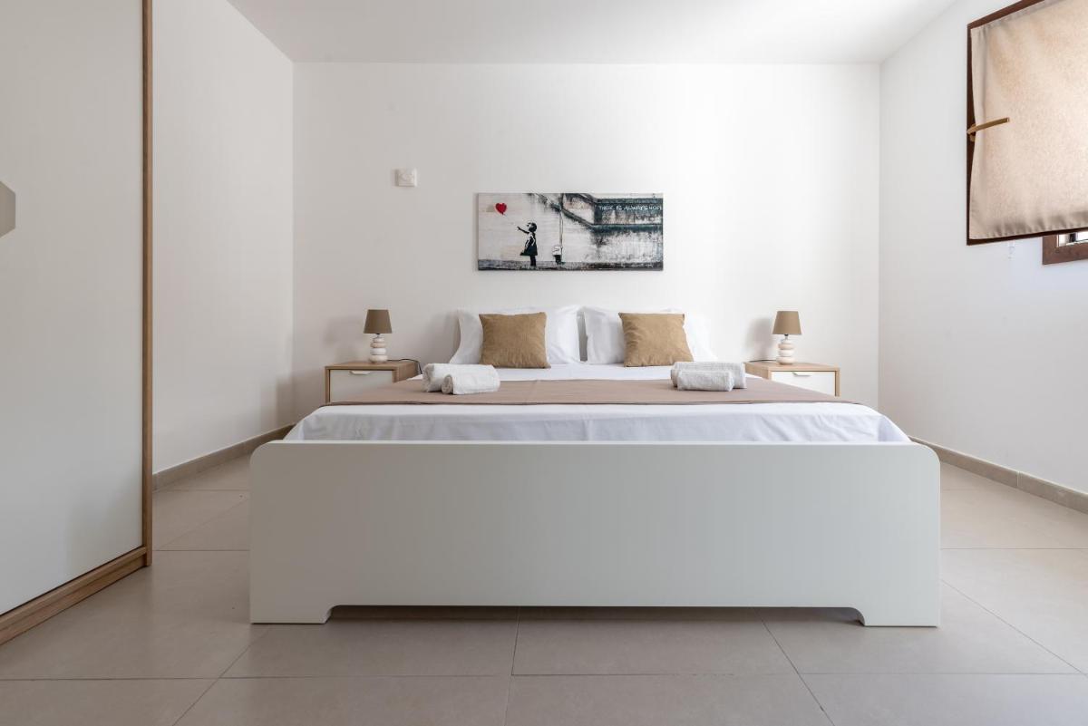 Suitetrails - Malù Holiday Apartment-Palazzo Quaroni