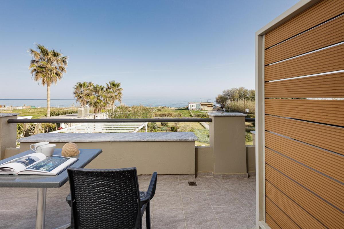 Yiannis Apartments - Housity