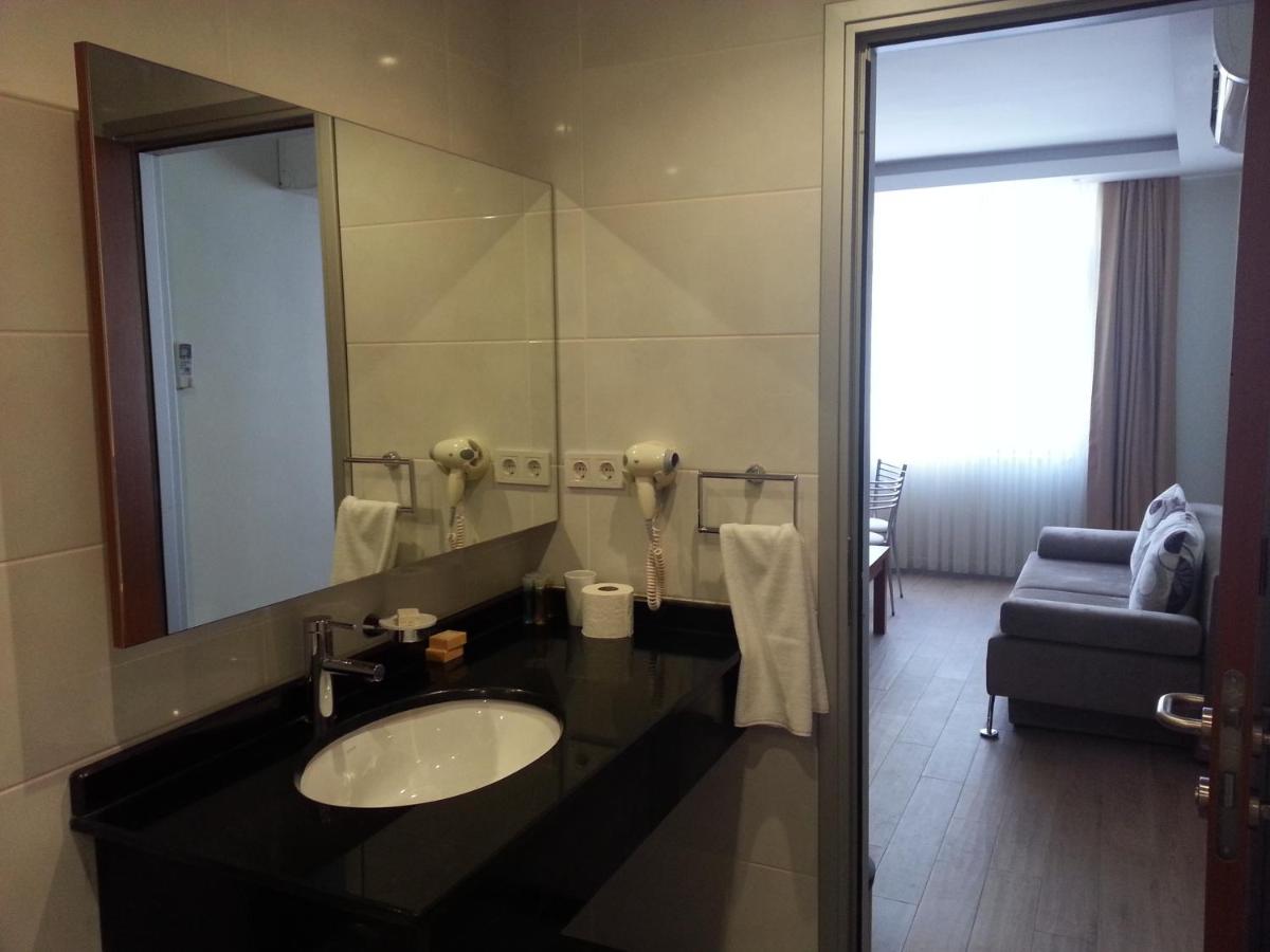 Honey House Apartment - Housity