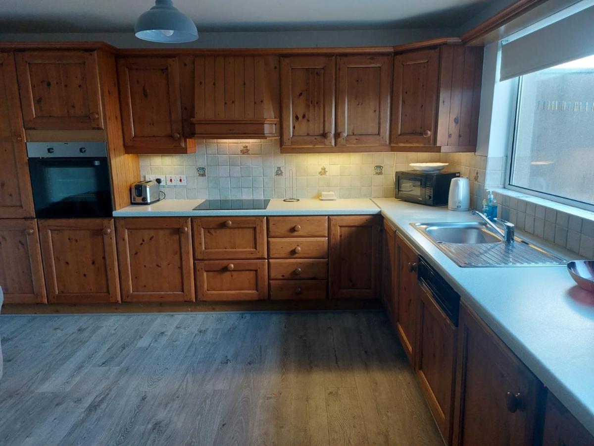 Bay House - Housity