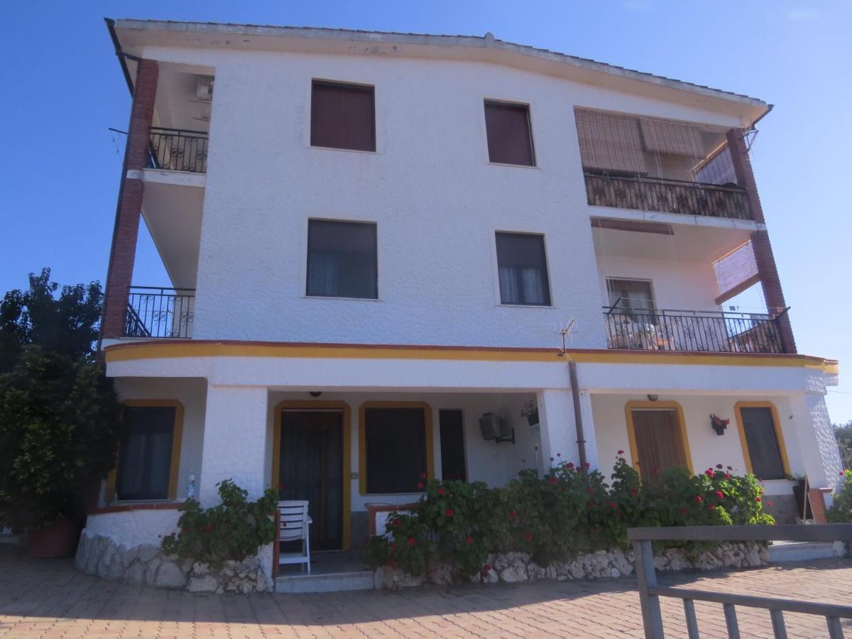 Appartamento Mariolu 3 - Housity