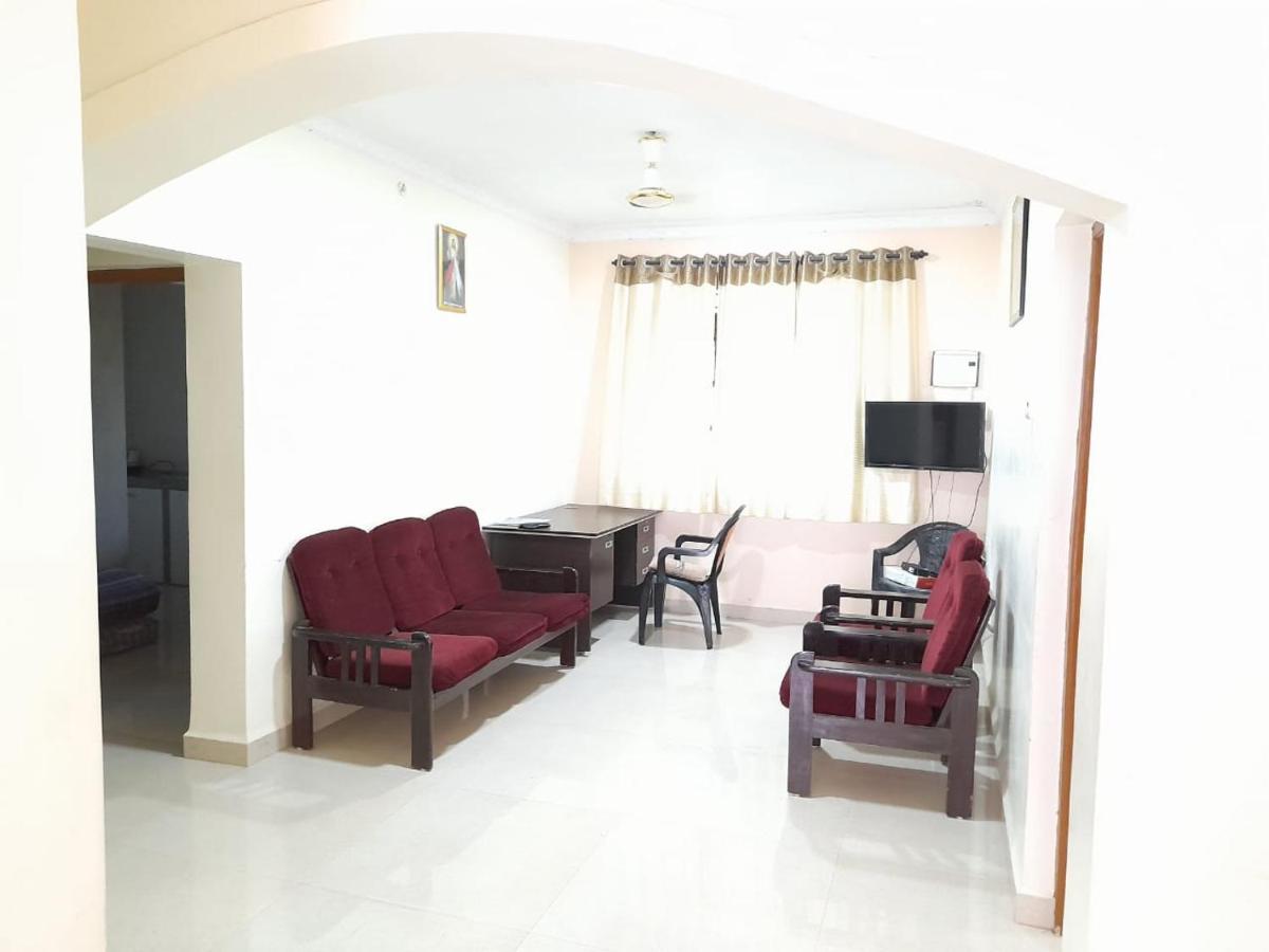 White House Deluxe Villa - Housity