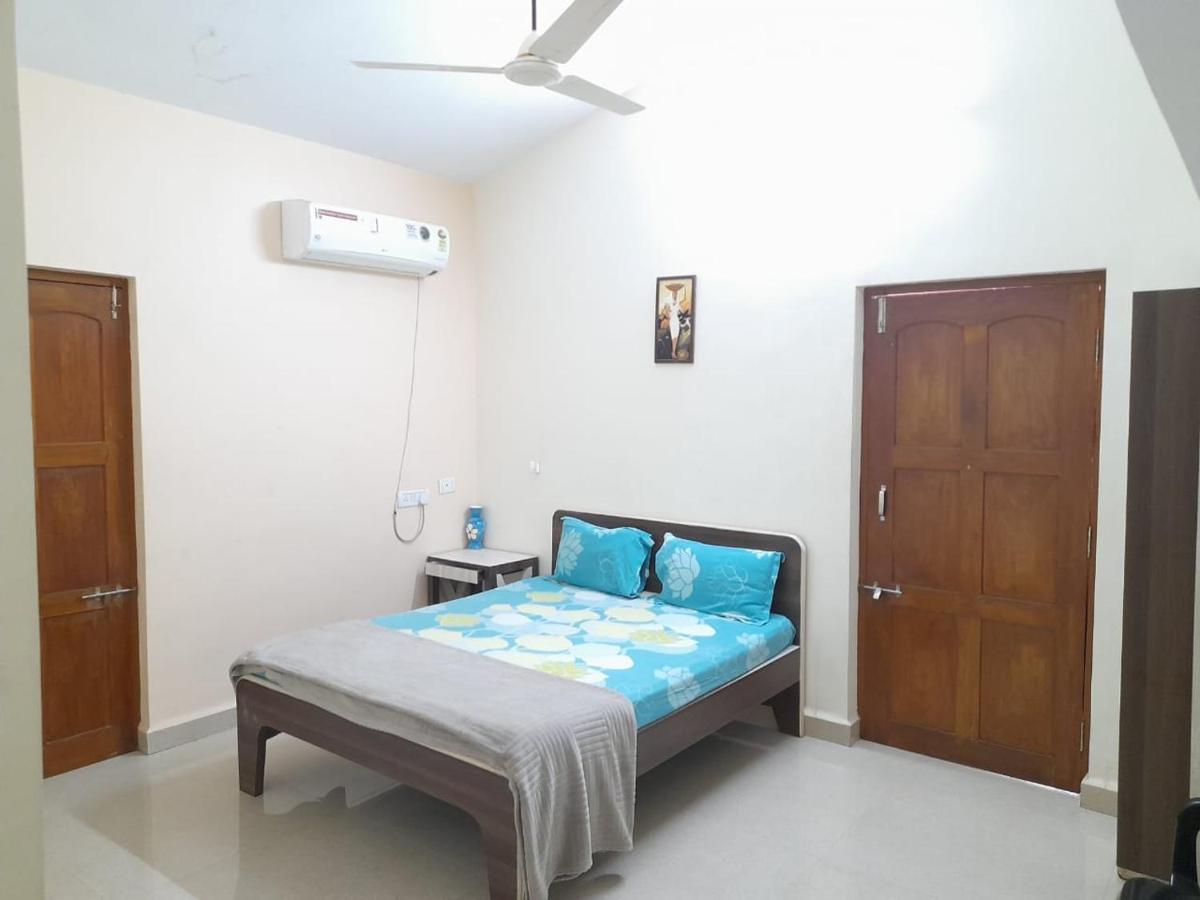 White House Deluxe Villa - Housity