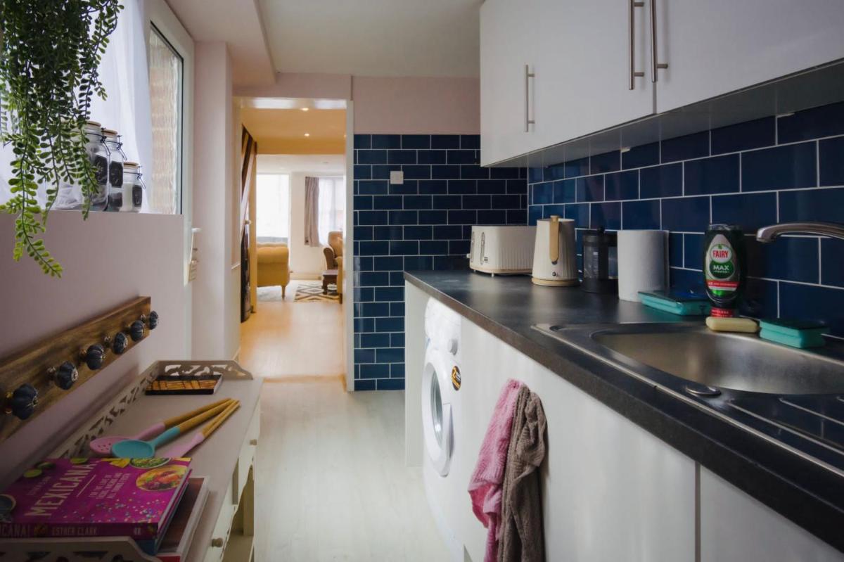 Salt Life Cottage - Housity