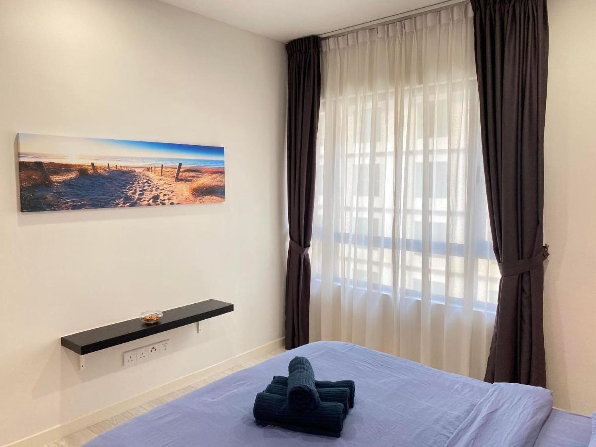 Suitetrails - Suasana JB at JB Center Luxury Modern & Rustic 1BR Apt for Bussiness,Vacation trips