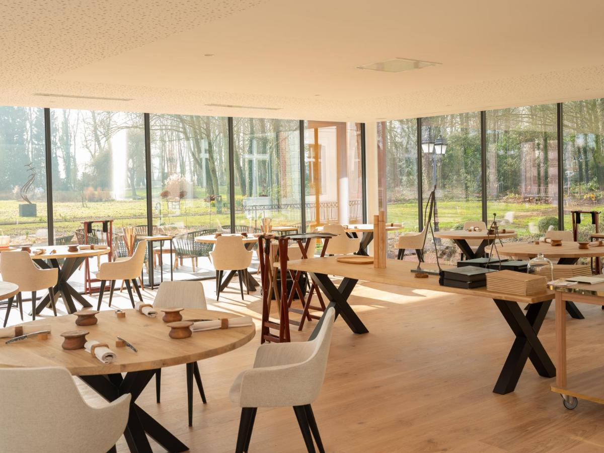 Restaurant ou autre lieu de restauration dans l'établissement Le Domaine de Beaulieu