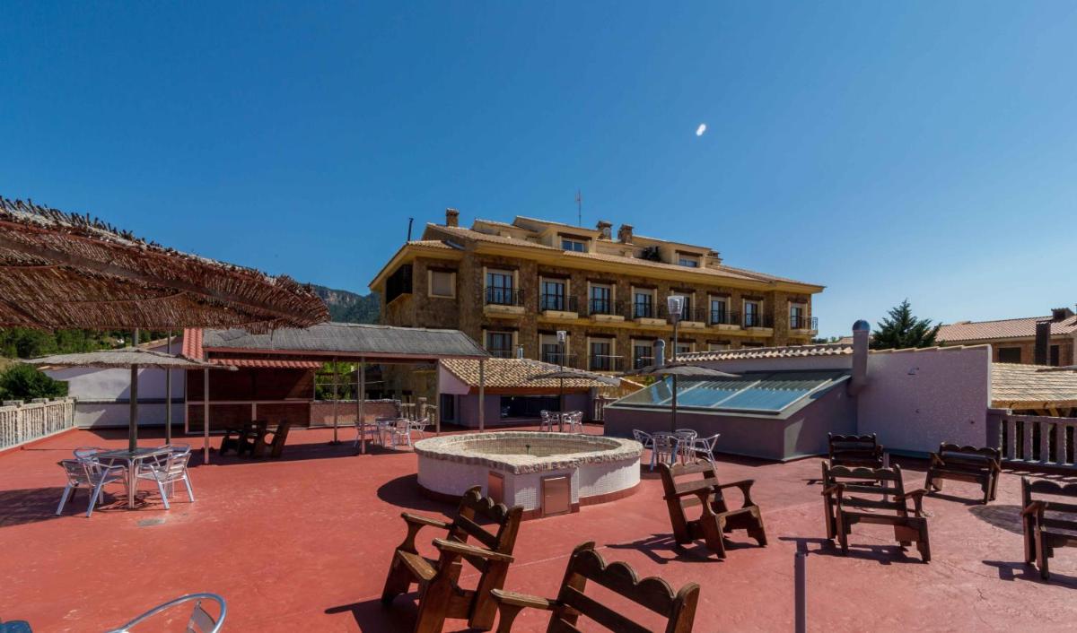 Hotel Riopar Spa - Housity