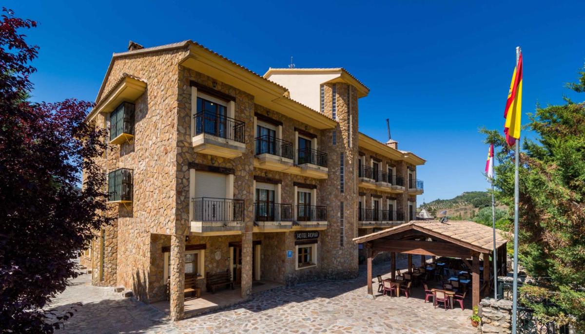 Hotel Riopar Spa - Housity