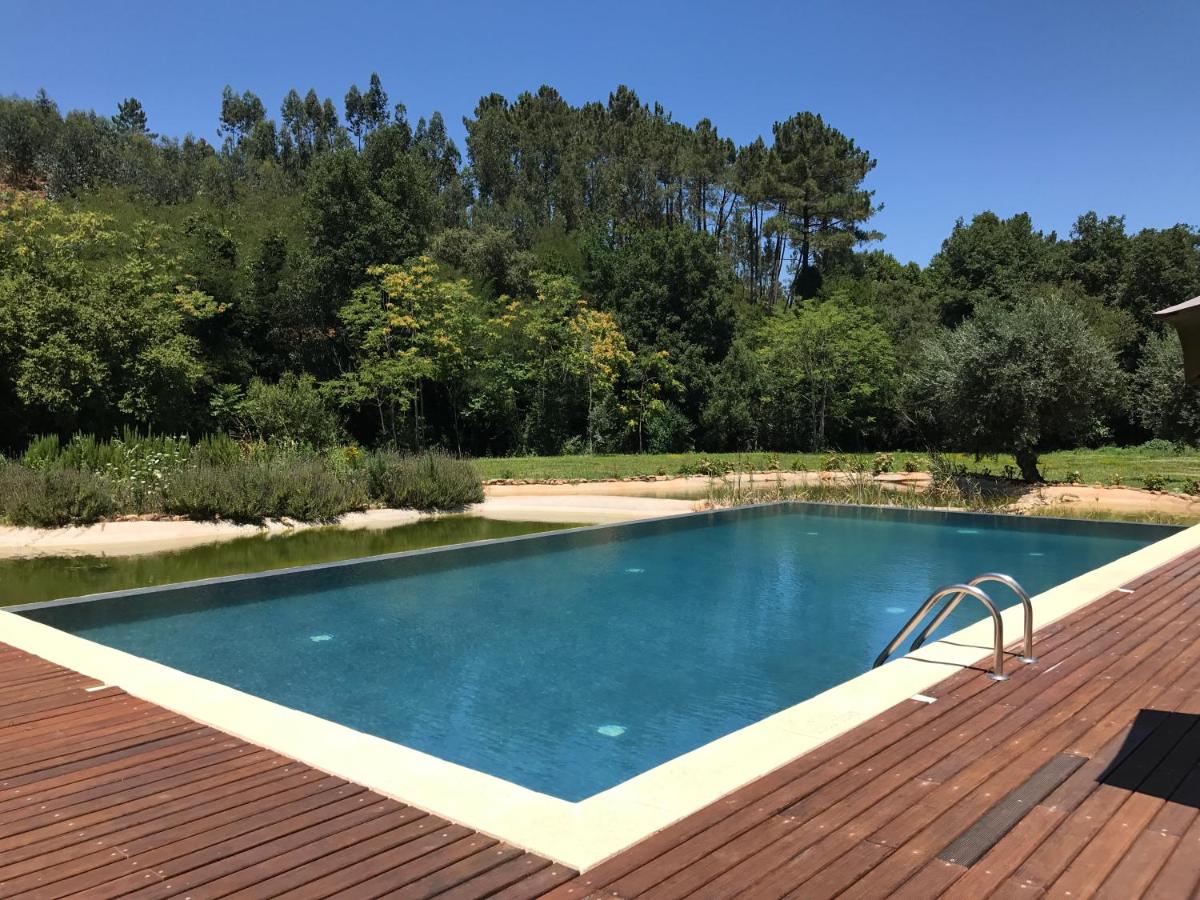 A piscina em ou perto de HD