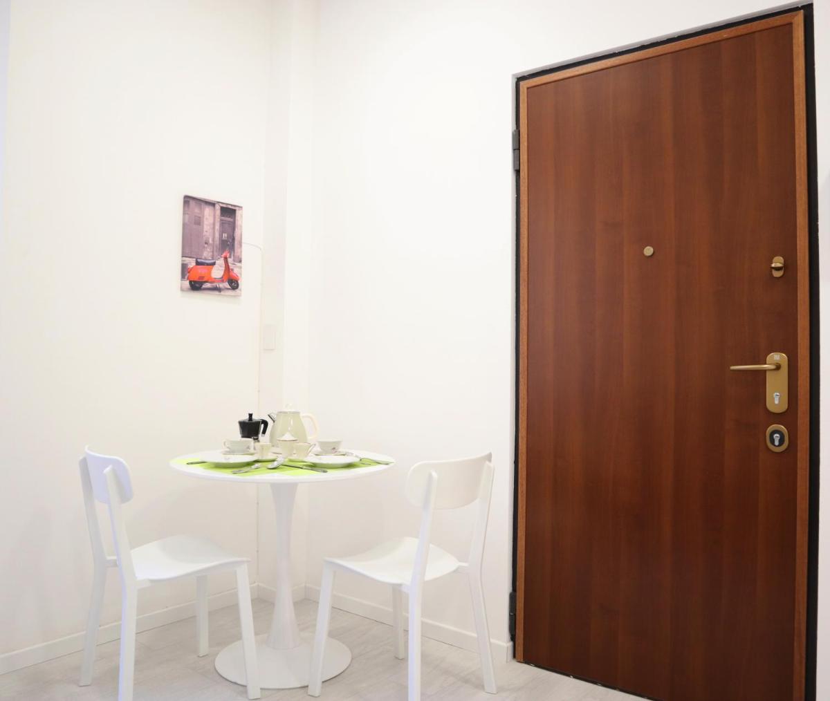 Navigli Tiny Bright House - Housity